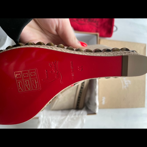 ❌SOLD❌Christian Louboutin Veau Velours Cataclou 120 Wedge Sandals Sable Corne - Picture 10 of 11